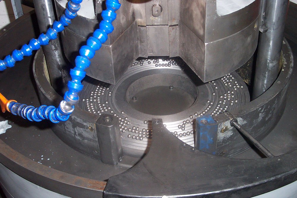 ball bearing manufacturing